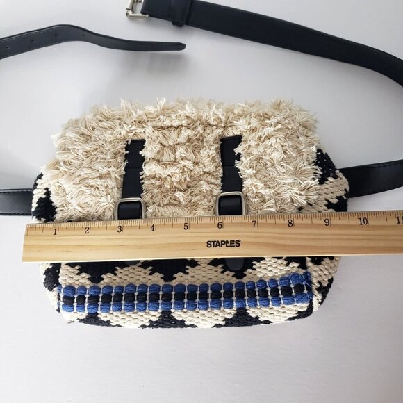 NWOT Roberta Roller Rabbit Boho Aztec Woven Fringe Fanny Waist Bag Crossbody - Picture 11 of 15